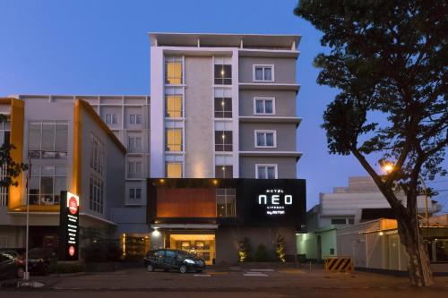 Foto - Hotel NEO Cirebon by ASTON