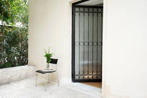 Plues Suites Athens G gîte à louer Zafolia