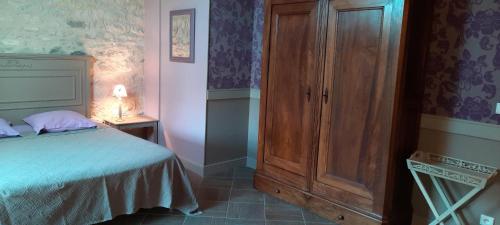 1 queen bed