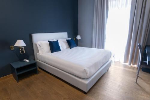 Bed, Hotel Enzo in Porto Recanati
