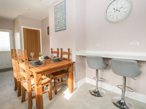 The Croft Bungalow - image 4