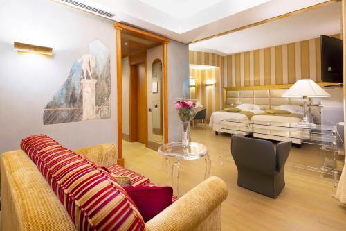 Antares Hotel Rubens - image 5