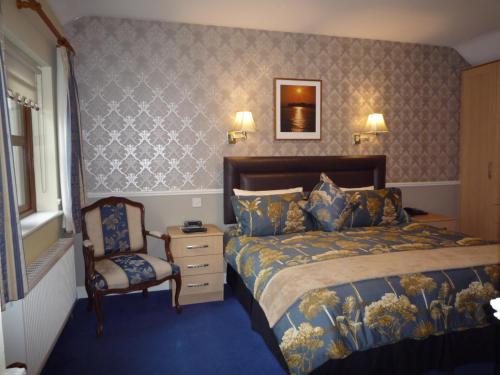 Avlon House Bed and Breakfast - image 4