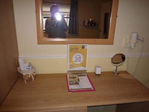 Avlon House Bed and Breakfast - image 13