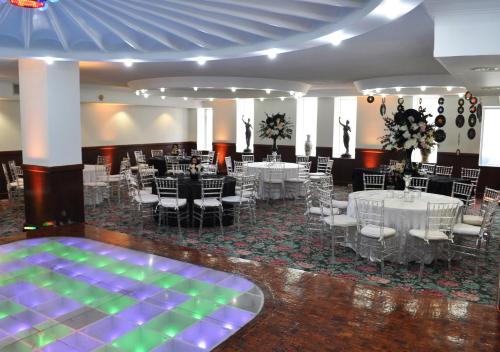 Pub/Lounge, Hotel Arroyo de la Plata in Zacatecas
