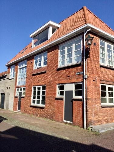 Widok z zewnątrz, Pension Montmaertre in Zierikzee binnen de vesten