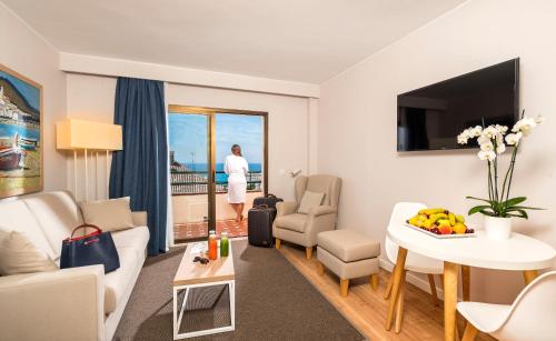 Habitación doble, deluxe, vistas al mar, balcón