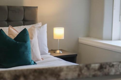 Townend Apartment - image 9