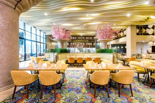Restaurant, Rixos Turkistan in Turkistan