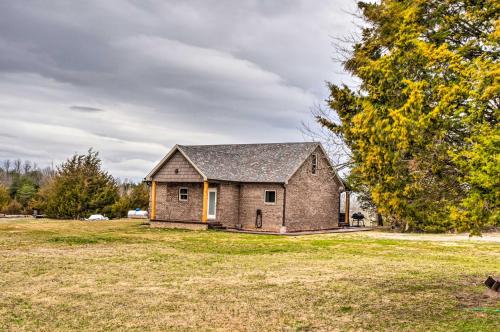 Tranquility Lake Getaway with Hot Tub on 27 Acres!