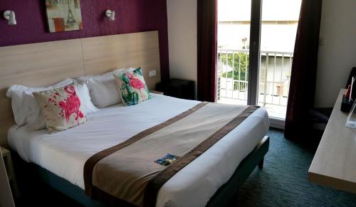 Standard Double or Twin Room with Balcony