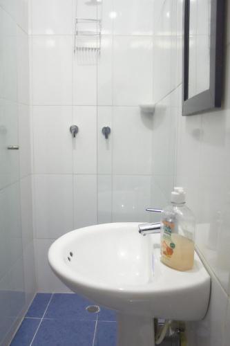 Two-Bedroom Apartment image 5