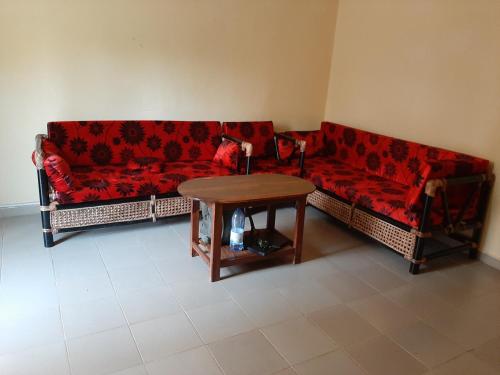 Zajednički dnevni boravak / prostorija s TV-om, Appartement chambre salon climatisees, cuisine in Bamako