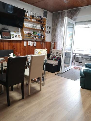  Gólyafészek Kulcsosház in Igal