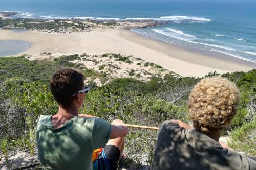 สภาพแวดล้อมโดยรอบ, 2 Bedroom Guest Suite at A-frame Glengariff Beach in อมาโตลา โคสตัล