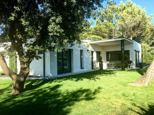 Villa moderne en Provence gîte à louer Graminier
