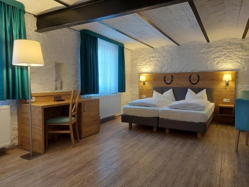 1 queen bed, 1 bunk bed, 1 sofa bed