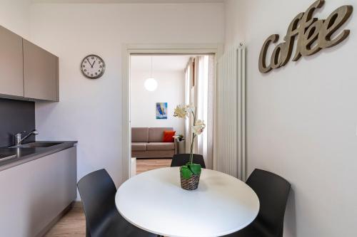 Sea to Sky Apartments - main image