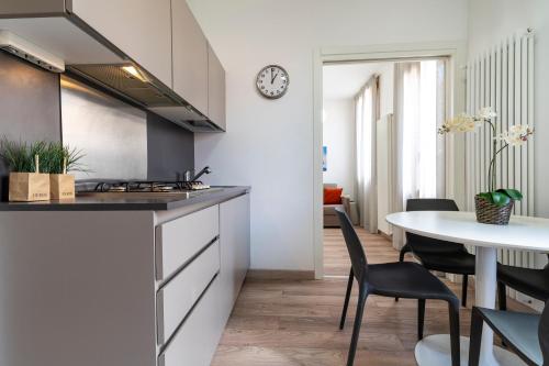 Sea to Sky Apartments by Wonderful Italy