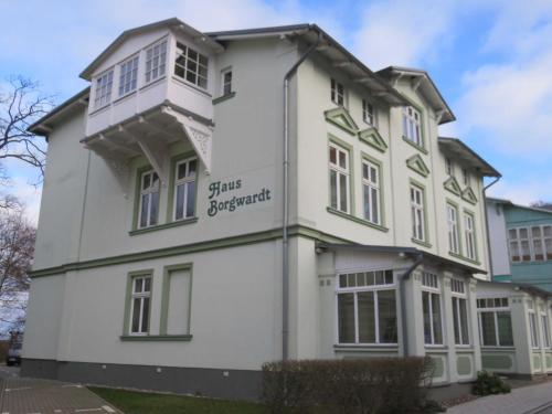Haus Borgwardt Ferienwohnung 45495 334m von Göhren entfernt