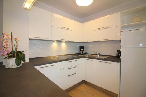 Konyha, Apartments Tancel in Brulo