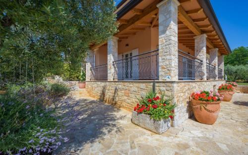 Villa Franka 113 in Basanija