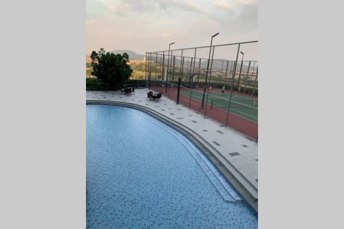 Resort Style Family Friendly HomeStay in Setia Alam