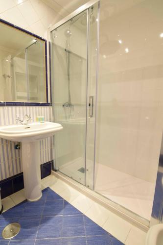 Letmalaga Menita - image 11