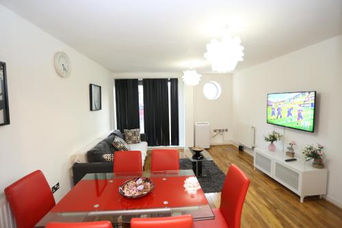 Bridge House Apartment 4