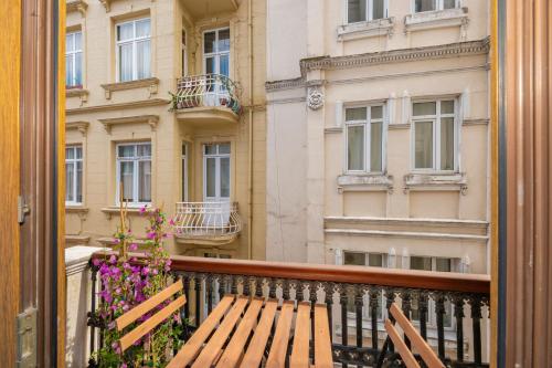 O'Pera Okanlı Suites Room Type - Suite with Balcony