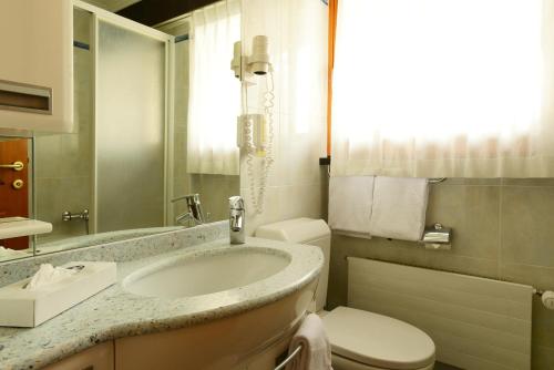 Hotel Hemizeus & Iremia Spa - image 3
