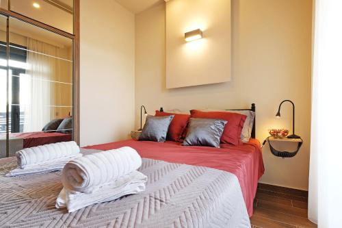 Central SPA Galaxy Apartment