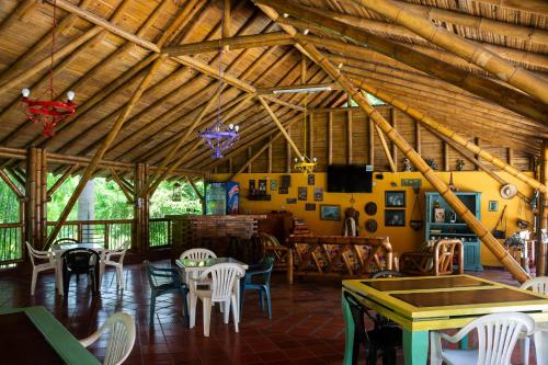 Pubi/sohvabaar, Ikara Hotel Campestre Villeta in Villeta