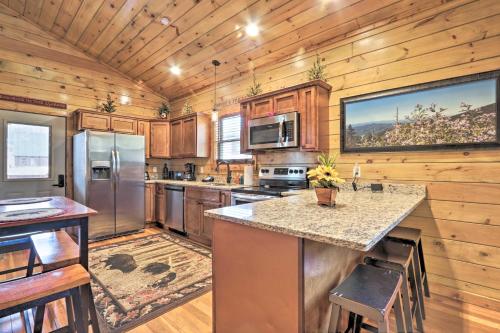 Rustic Pigeon Forge Cabin with Hot Tub Near Town! in Pigeon Forge, USA