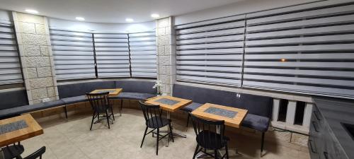 Restaurante, Maria's GuestHouse - Uphill View of Nazareth F in Nazaré