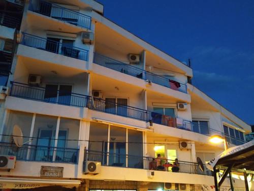 Apartmani Orange Dreams - image 12