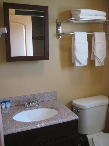 Americas Best Value Inn - Porterville