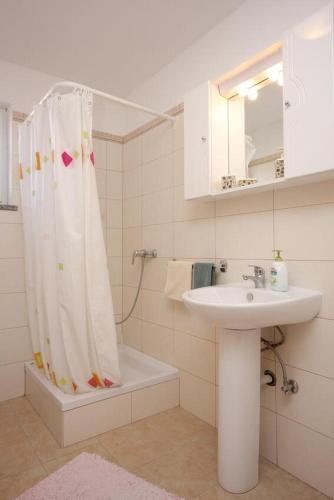 Apartment Zubovici 9365b