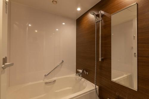 King Room image 1