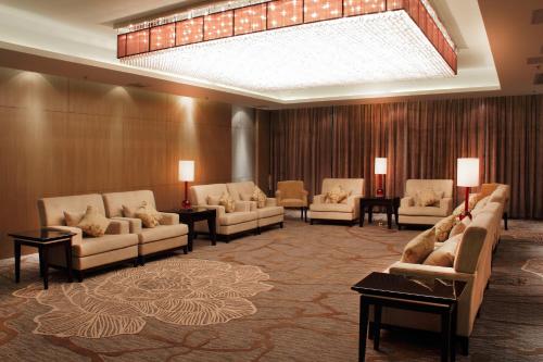 Easeland Hotel Guangzhou - image 5