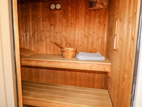 Woodmancote Lodge - image 2