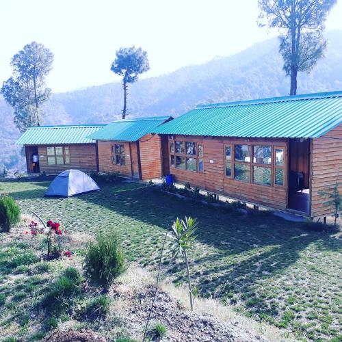 Golden valley cottages, Chail