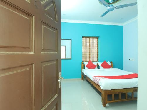 JMS Gurukkal Guest House