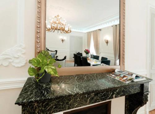 Galeries LaFayette - 7 bedrooms - lift - aircon, Paris (photo 7)