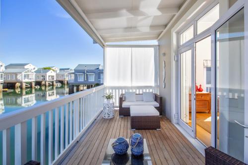 المنظر الخارجي, Thesen Island Holiday House in جزيرة ثيسينس