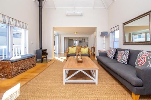 Thesen Island Holiday House in جزيرة ثيسينس