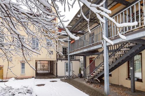 Three-Bedroom Apartment image 5
