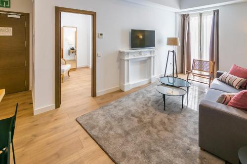Standard Apartment image 2