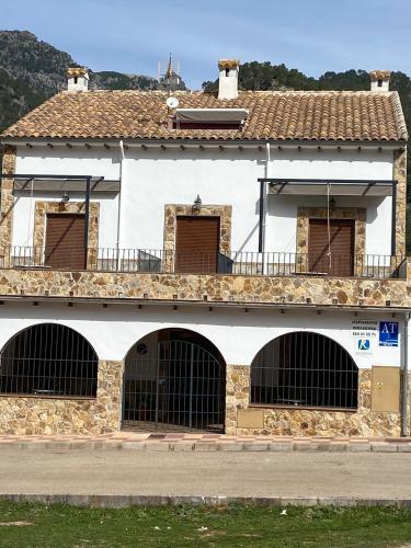  Apartamentos Mirasierra, Pension in Coto Rios bei El Tranco