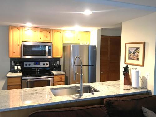 Three-Bedroom Apartment (Unit 20) image 5